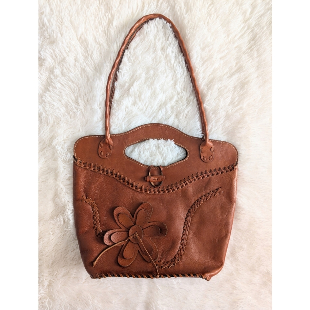 Floral Stitch Applique Tote 🌼